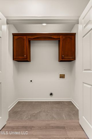 589 Swaney Drive, Holly Springs, MS 38635