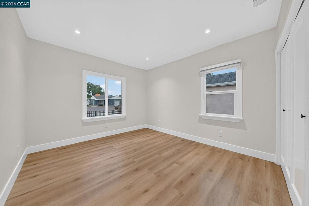 Image 21 of property listing at 2075 83Rd Ave, Oakland, CA 94621