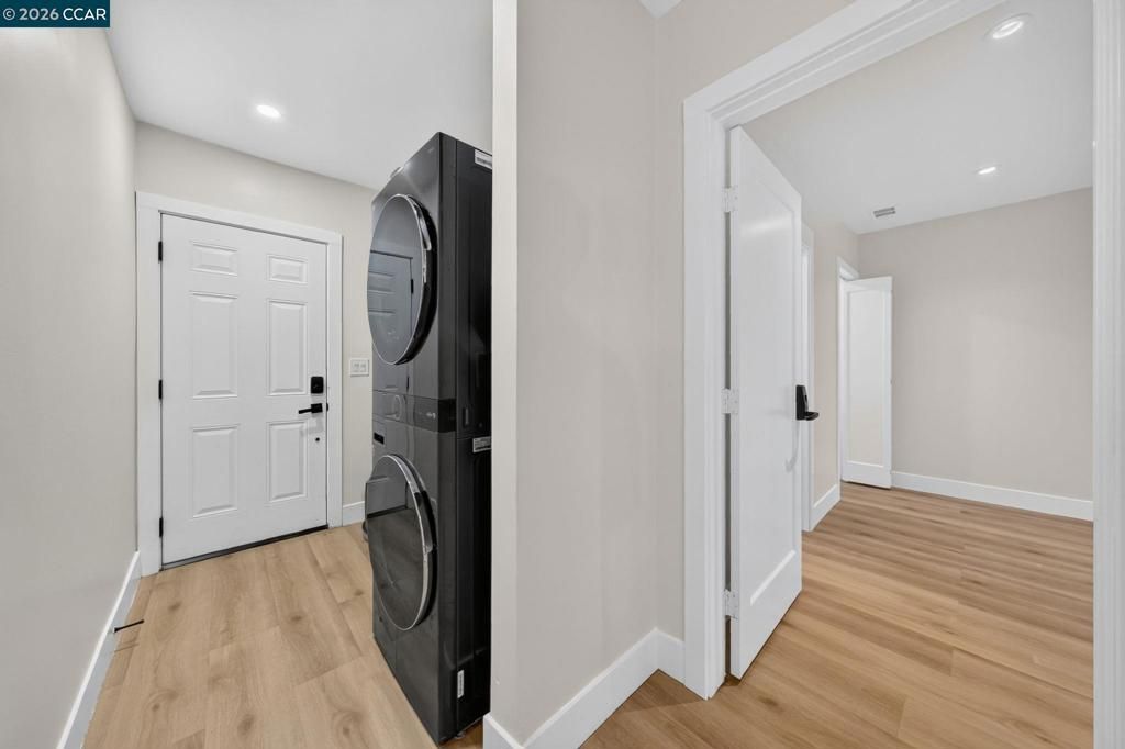 Image 32 of property listing at 2075 83Rd Ave, Oakland, CA 94621