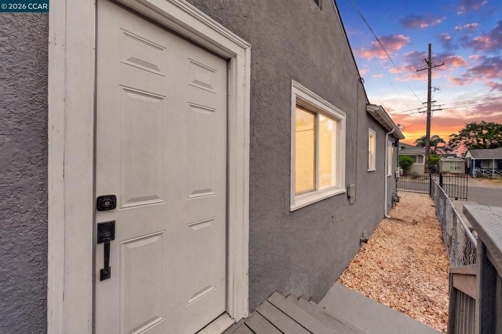 Image 5 of property listing at 2075 83Rd Ave, Oakland, CA 94621