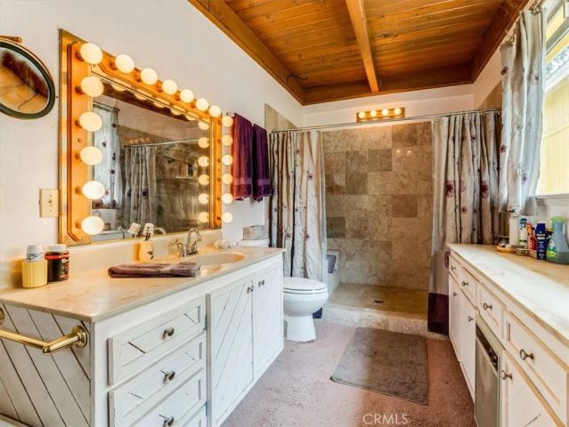 1535 Parkhill Road, Santa Margarita, CA 93453