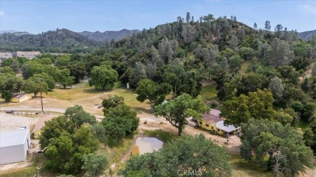 1535 Parkhill Road, Santa Margarita, CA 93453