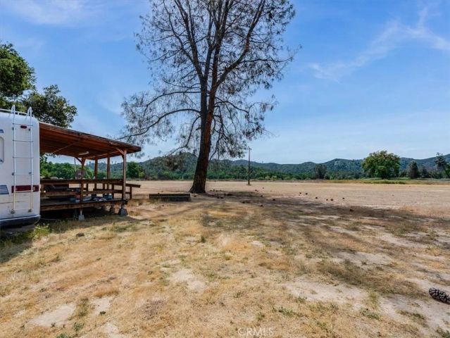 1535 Parkhill Road, Santa Margarita, CA 93453