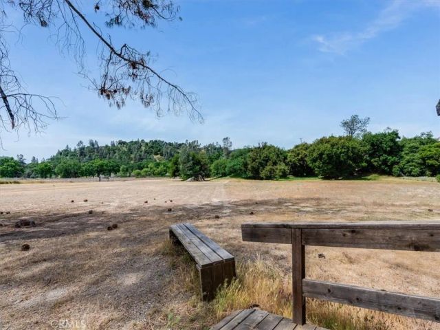 1535 Parkhill Road, Santa Margarita, CA 93453
