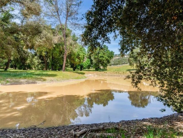 1535 Parkhill Road, Santa Margarita, CA 93453