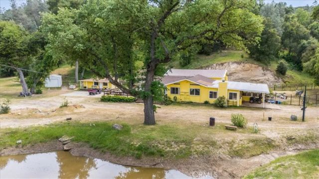 1535 Parkhill Road, Santa Margarita, CA 93453
