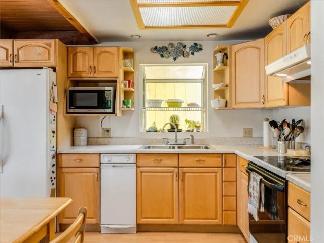 1535 Parkhill Road, Santa Margarita, CA 93453