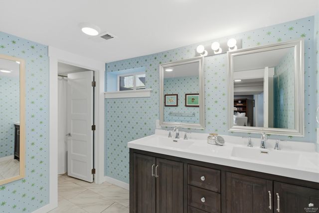 1219 Houston Street, Manhattan, KS 66502