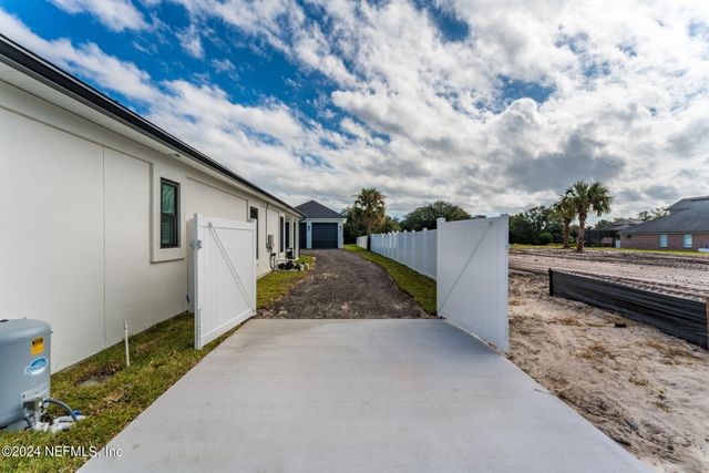 9149 WOODSMAN COVE Lane, Jacksonville, FL 32226