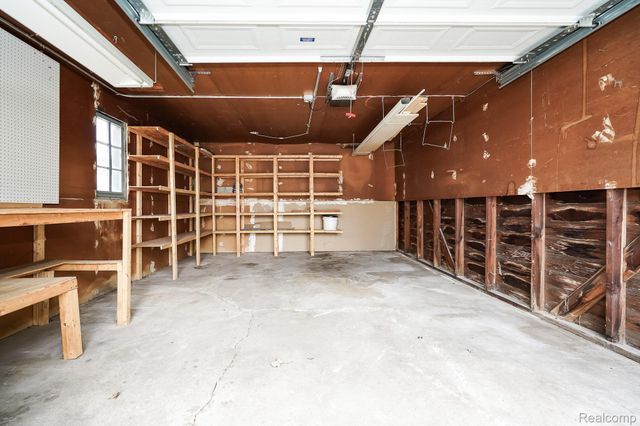 5367 E 13 Mile Road, Warren, MI 48092
