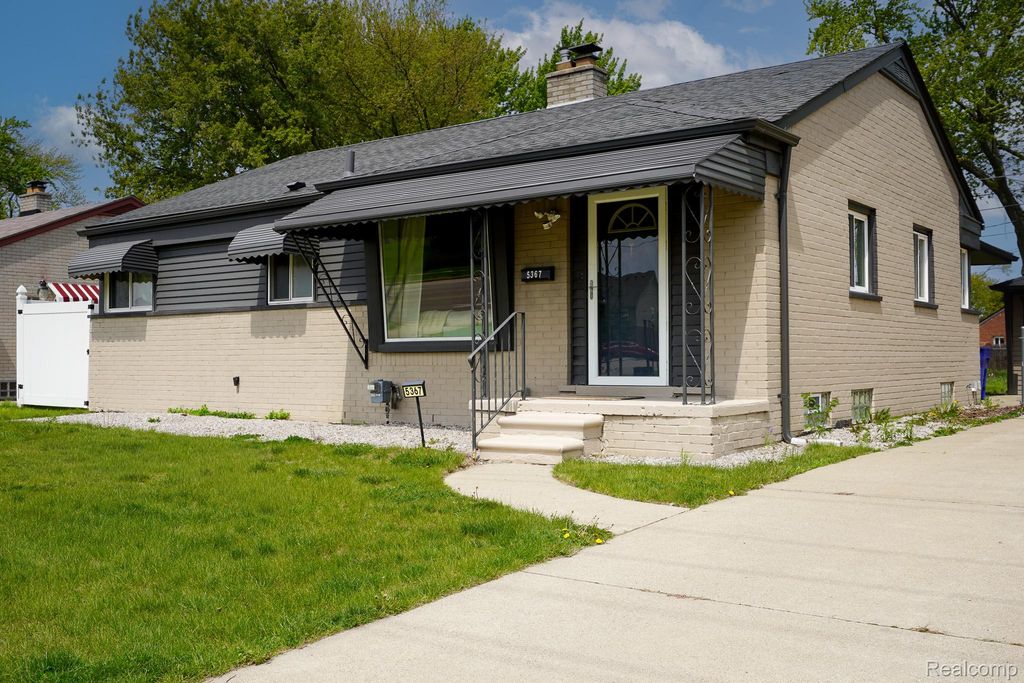 5367 E 13 Mile Road, Warren, MI 48092