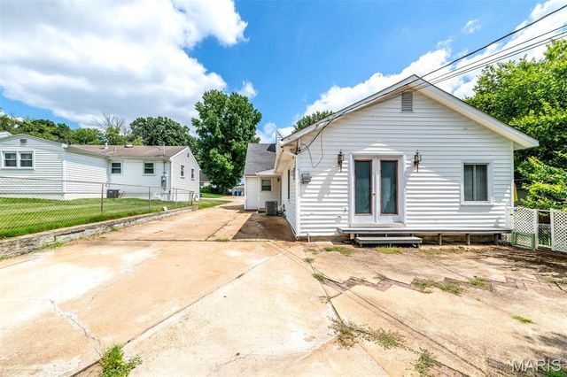 425 Chamberlin Drive, Winchester, MO 63021
