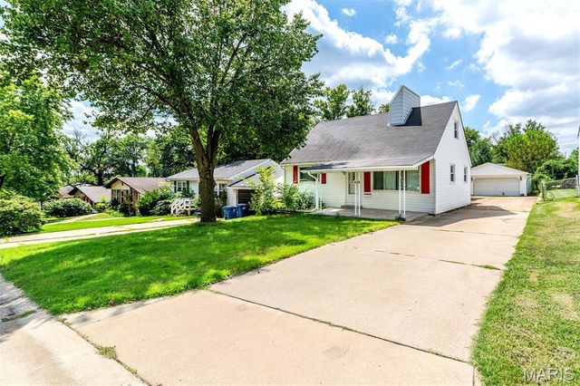 425 Chamberlin Drive, Winchester, MO 63021