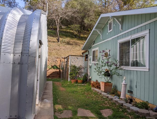 10180 Rock Creek Rd, Placerville, CA 95667