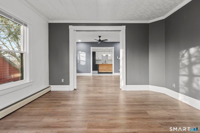 21 North Beacon Street 2, Waterbury, CT 06704