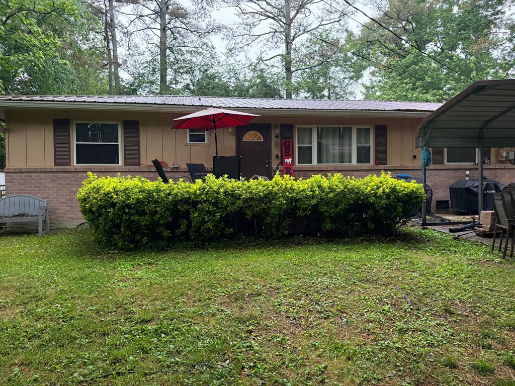 516 Springhill Heights Circle, Tunnel Hill, GA 30755