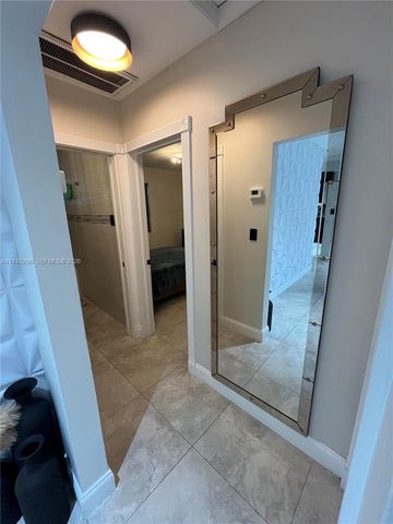 1111 Adams St, Hollywood, FL 33019