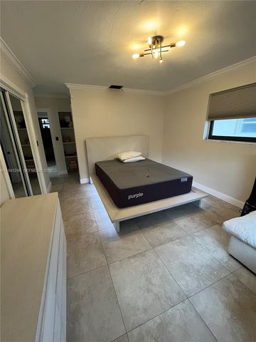 1111 Adams St, Hollywood, FL 33019