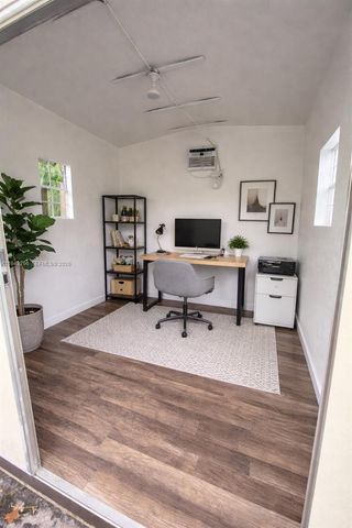 1111 Adams St, Hollywood, FL 33019