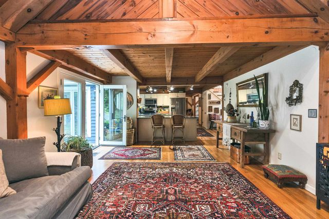 11 Kasey Drive, Milford, NH 03055