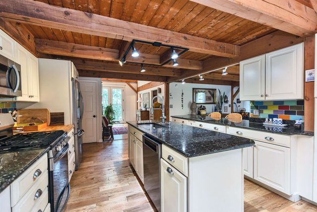 11 Kasey Drive, Milford, NH 03055