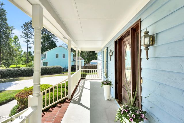 4927 Woodcrest Drive, Castle Hayne, NC 28429