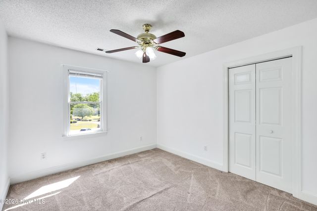 4927 Woodcrest Drive, Castle Hayne, NC 28429