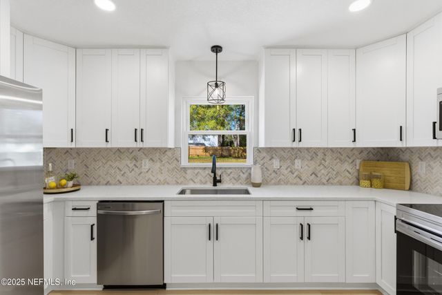 12769 SERENADE Circle S, Jacksonville, FL 32225