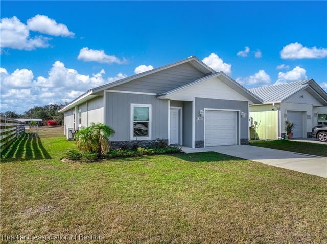 6421 Okinawa Avenue, Sebring, FL 33876