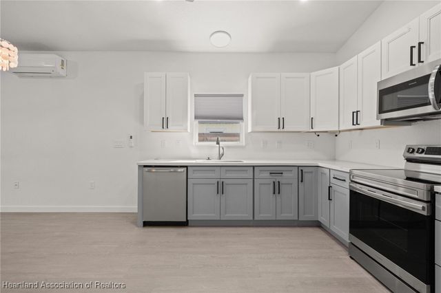 6421 Okinawa Avenue, Sebring, FL 33876