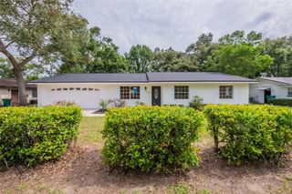 2703 E WASHINGTON AVENUE, Eustis, FL 32726