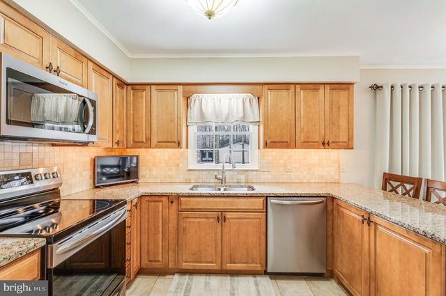 24111 FRIENDSHIP RD, Preston, MD 21655