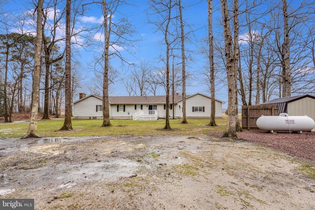 24111 FRIENDSHIP RD, Preston, MD 21655