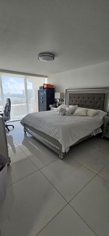 18041 Biscayne Boulevard 1405, Aventura, FL 33160