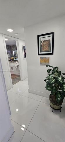 18041 Biscayne Boulevard 1405, Aventura, FL 33160