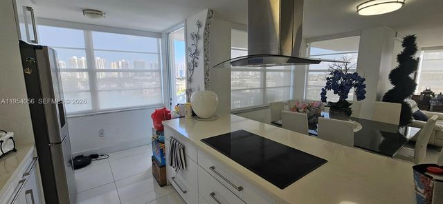18041 Biscayne Boulevard 1405, Aventura, FL 33160