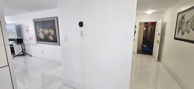 18041 Biscayne Boulevard 1405, Aventura, FL 33160