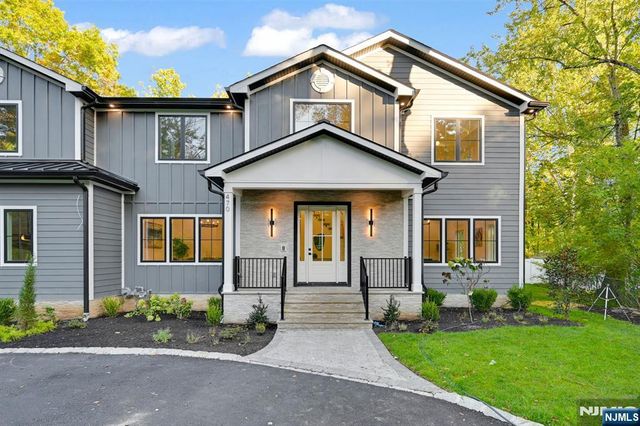 470 White Oak Ridge Road, Millburn, NJ 07078
