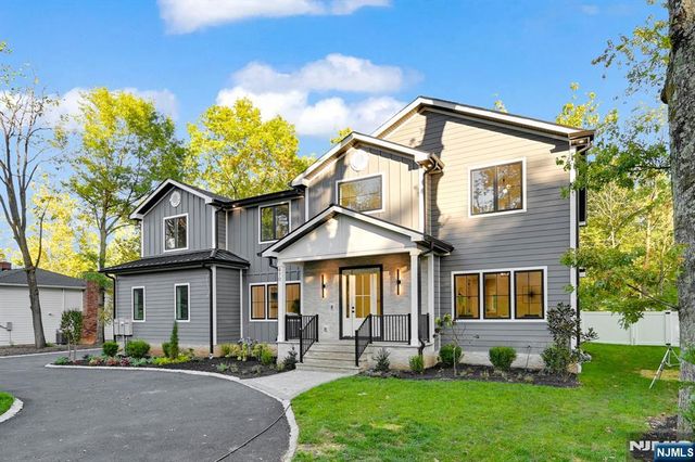 470 White Oak Ridge Road, Millburn, NJ 07078
