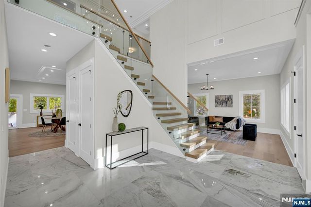 470 White Oak Ridge Road, Millburn, NJ 07078