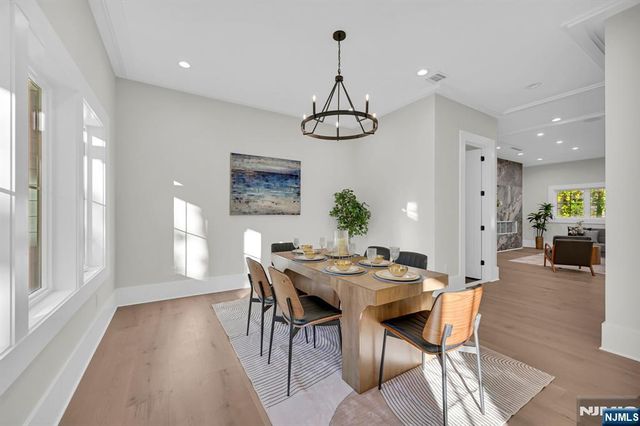 470 White Oak Ridge Road, Millburn, NJ 07078