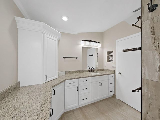 9133 TOURNAMENT DRIVE, Hudson, FL 34667