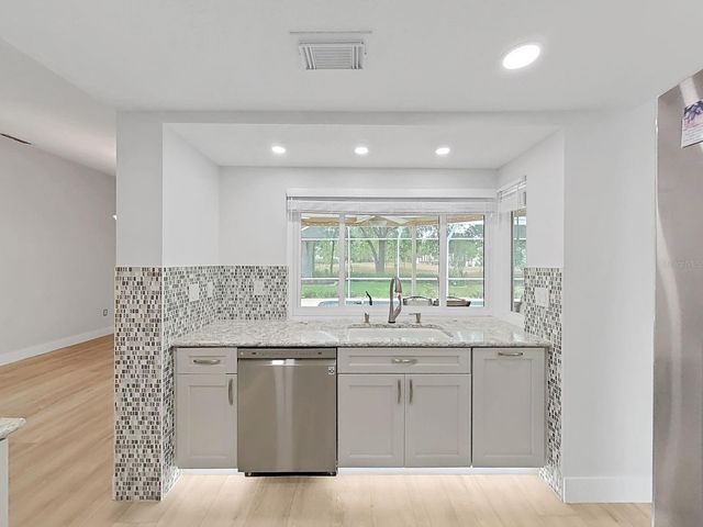 9133 TOURNAMENT DRIVE, Hudson, FL 34667