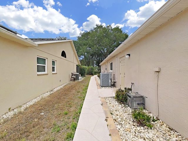 9133 TOURNAMENT DRIVE, Hudson, FL 34667