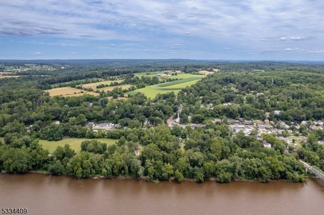 960 Sergeantsville Rd, Delaware Twp., NJ 08559