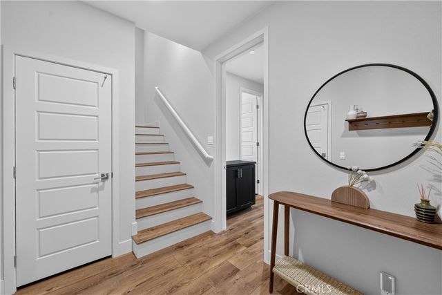 592 S Motif, Anaheim, CA 92805