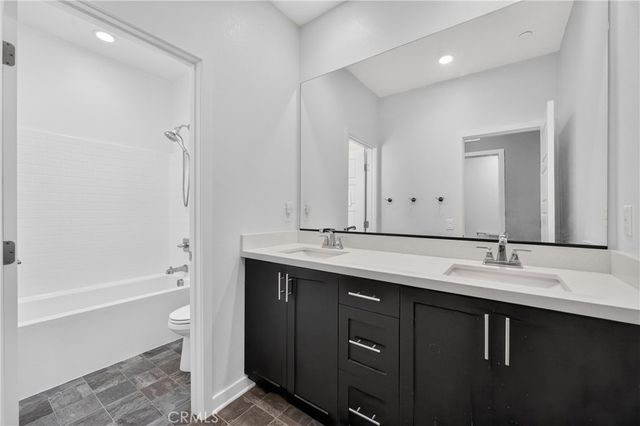 592 S Motif, Anaheim, CA 92805