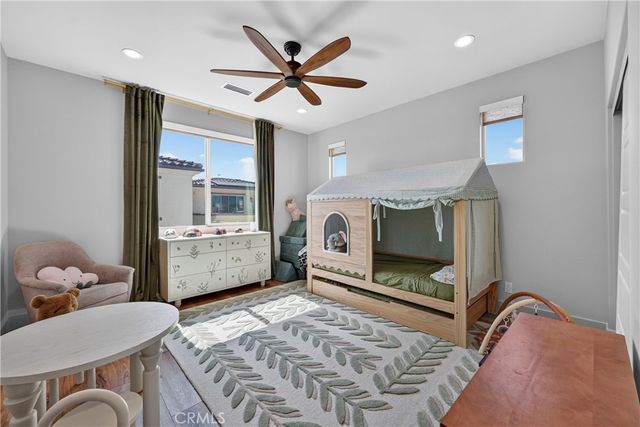 592 S Motif, Anaheim, CA 92805