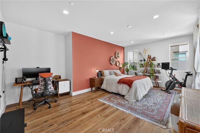 592 S Motif, Anaheim, CA 92805