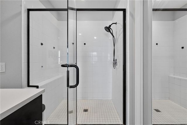 592 S Motif, Anaheim, CA 92805